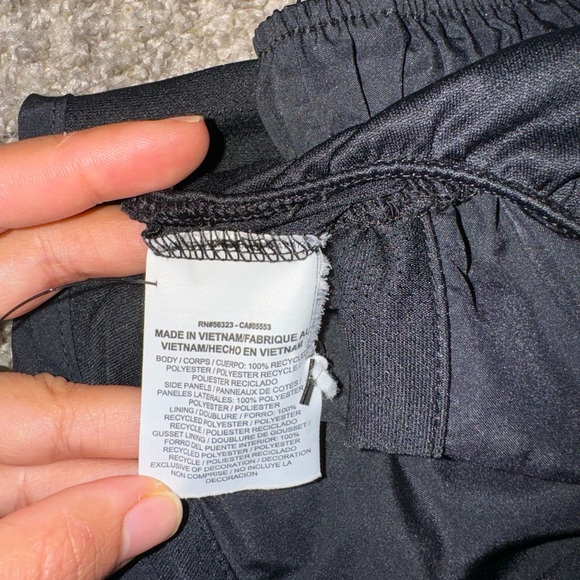 Nike Dri-fit Running short ( XS-Small) - Picture 6 of 6